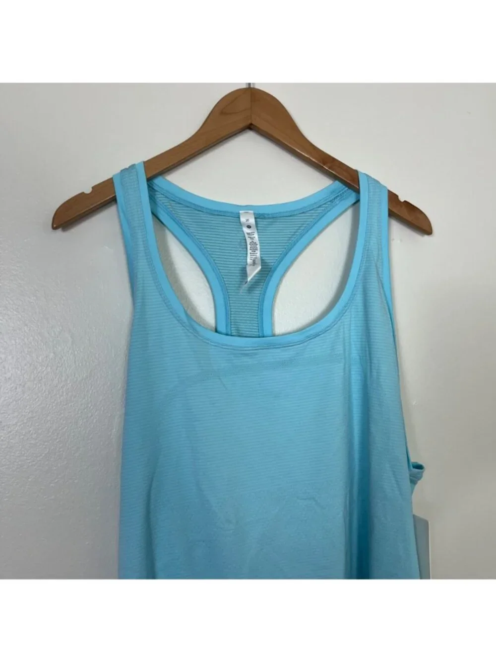 Lululemon Athletic Swiftly Tech RB Tank Top 2.0 Race Icing Blue NWT Size 20